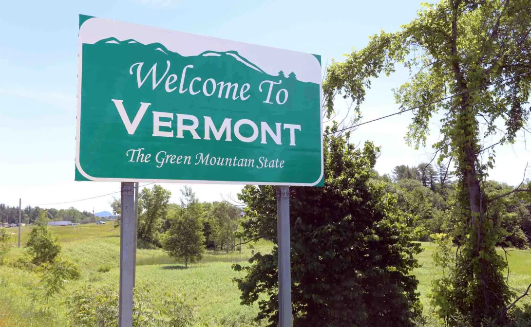 Welcome to Vermont sign