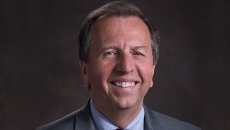Tips for hospitals to succeed in the age of consumerism