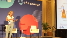 Optum Director of Research Danita Kiser, speaking at HIMSS21.