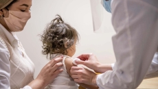 Toddler receiving vaccine