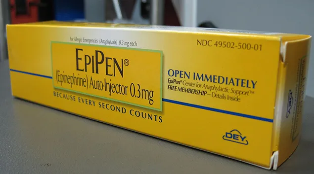 Lawmakers demand reversal of EpiPen price hike