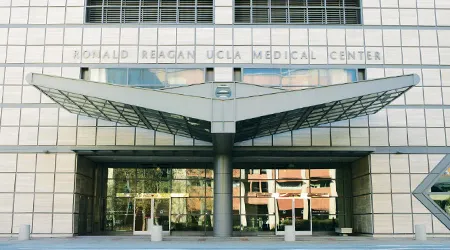 Ronald Reagan UCLA Medical Center, Los Angeles, CA