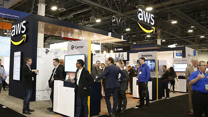 Amazon buying online pharmacy business PillPack