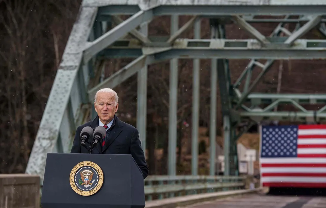 President Biden speaks in New Hampshire. Photo: John Tully/Getty Images