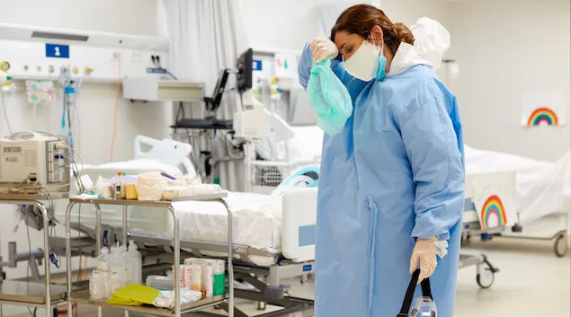 Healthcare worker in PPE